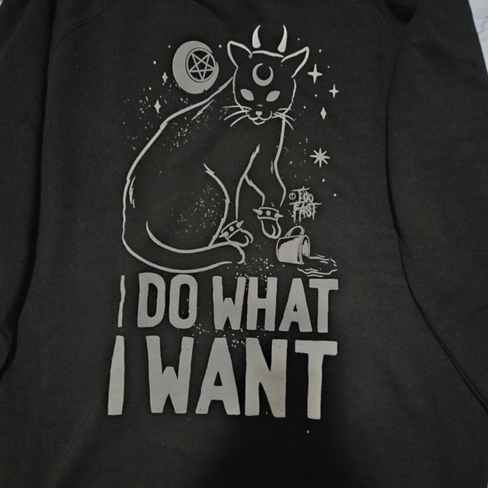 “I DO WHAT I WANT” EVIL CAT KNOCKS OFF CUP GRAPHIC SWEATER [LARGE] *NWT*